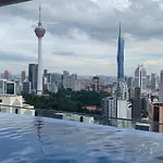 The Luxe - Klcc View - 3 Pax Balcony At 41 Floor