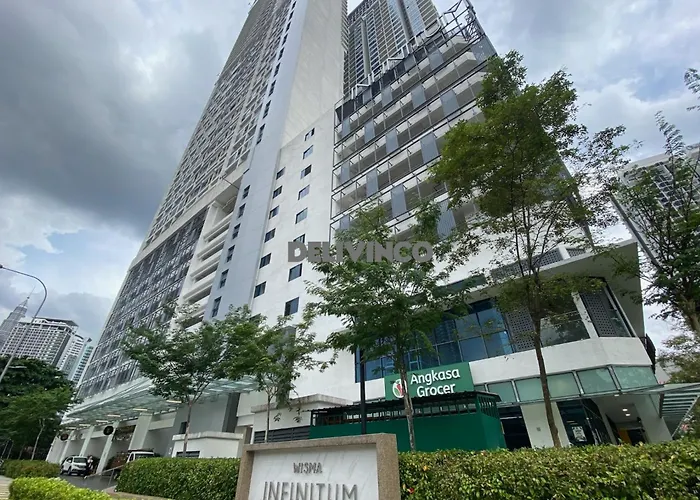 The Luxe - Klcc View - 3 Pax Balcony At 41 Floor